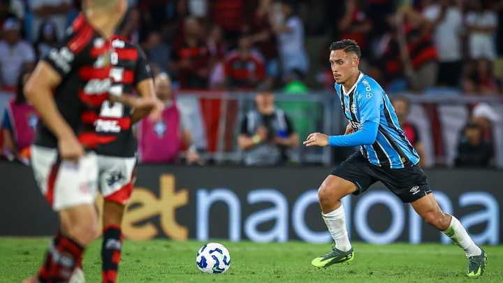 Erick Noriega tuvo debut soñado con Gremio: fue titular ante Flamengo (VIDEO)