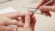 No te cortes las cutículas, es un error: qué deberías hacer en su lugar y por qué no lo recomiendan