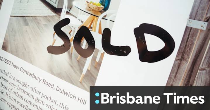 RBA interest rates: Australian borrowers stash away cuts instead of spending