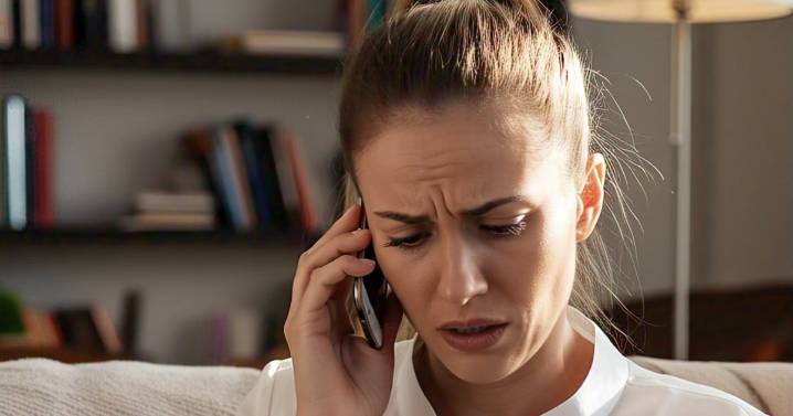 AT&T y Telcel presentan fallas; usuarios reportan falta de señal