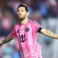Messi brace lifts Miami in 3-2 MLS win over DC United