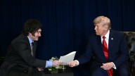 Trump se reunió con Milei en la ONU y le dio su "respaldo completo y total" para la reelección