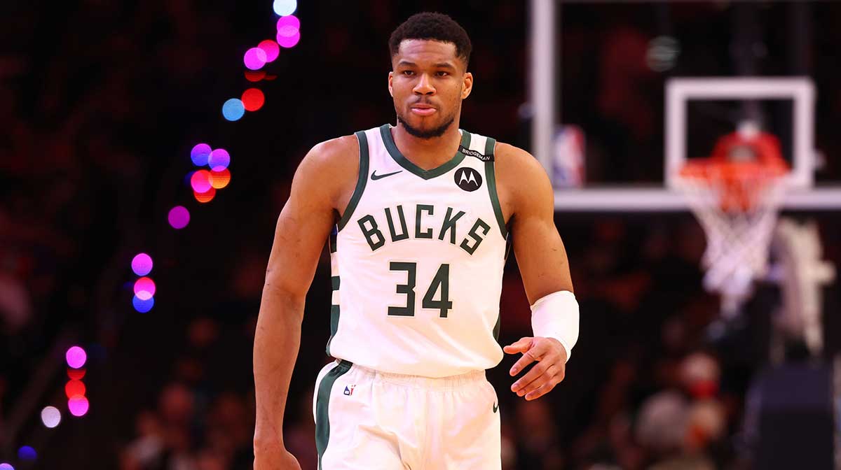 Bucks’ Giannis Antetokounmpo misses Media Day with COVID