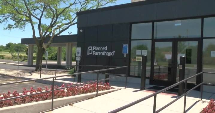 Planned Parenthood of Wisconsin pauses abortion appointments starting October 1