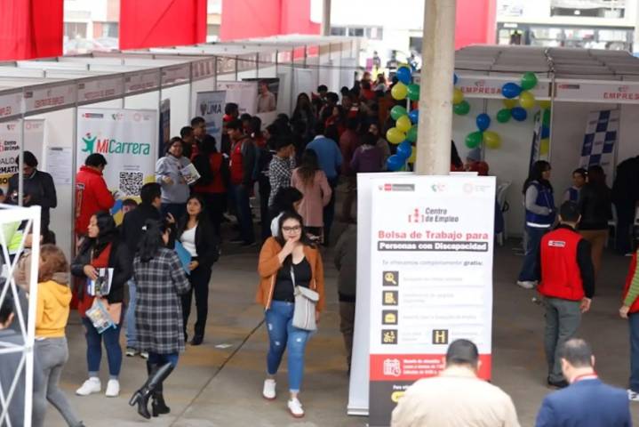 Ministerio de Trabajo desarrolló Feria del Empleo en Ayacucho