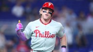 Phils, Marlins rally around young fan after HR ball was taken away