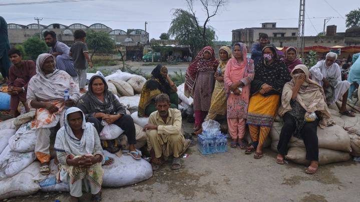 Pakistani rescuers use drones to help evacuate thousands as floods devastate Punjab