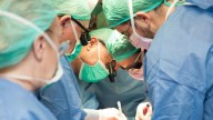 Listas de espera en Málaga: aumentan los pacientes pendientes de una operación, pero baja la demora media