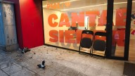 Detienen al hijo de la alcaldesa del PP de Bezana y a otro joven por atacar con explosivos la sede del PSOE de Cantabria