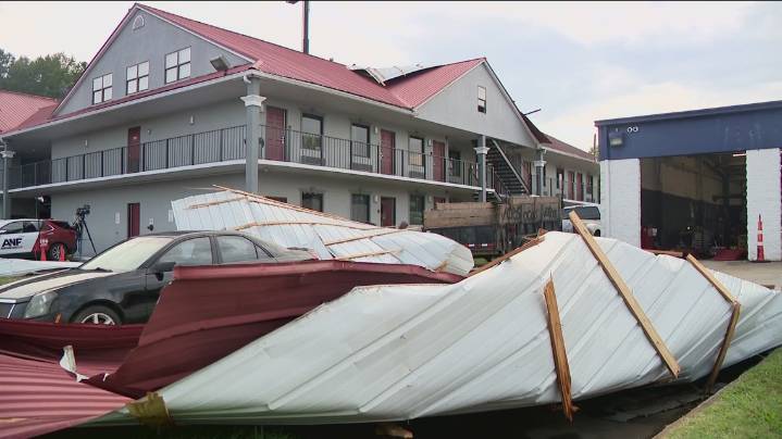 Strong storms cause damage across metro Atlanta on Saturday