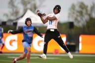 5-star 2027 receiver Kesean Bowman decommits from Oregon