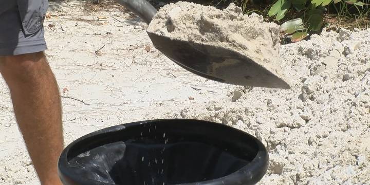 Venice, Sarasota residents can pick up free sandbags Sept. 14
