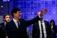Parisi abre con dardos al “sistema” y Kaiser le responde: “Eres parte de la política”