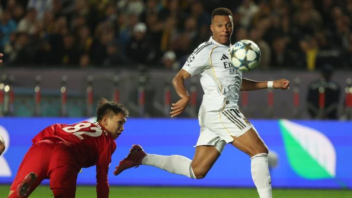 Mbappé luce con triplete en goleada del Real Madrid sobre Kairat Almaty