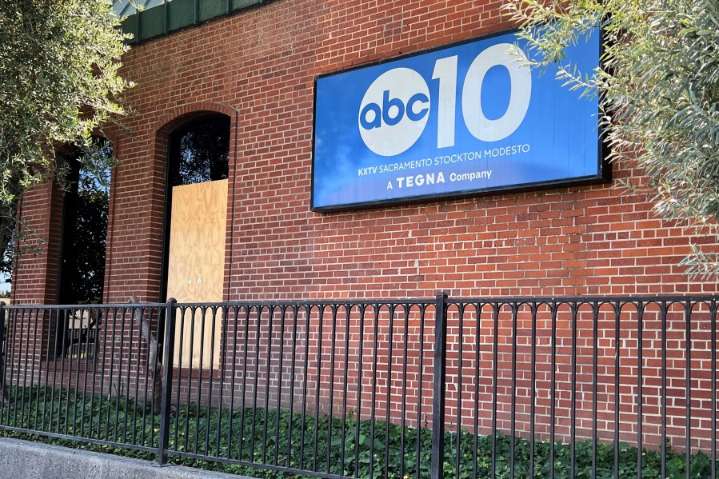 Note allegedly written by TV station shooting suspect mentioned Epstein