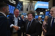 Expectativa por otro día de euforia. Bonos y las acciones suben antes de la apertura del mercado, tras el mensaje de apoyo del Tesoro de EE.UU.