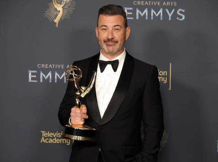 Celebs, Hollywood unions outraged after ‘Jimmy Kimmel Live!’ pulled from air