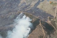El incendio del Pico del Lobo se adentra en Castilla y León y se acerca ya a las 3.000 hectáreas