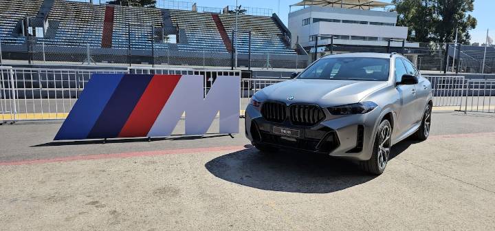 En el autódromo. La experiencia de manejo de autos de alta gama que fue un éxito en Buenos Aires y llegaría al resto del país