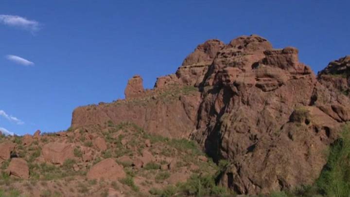 Body found on Camelback Mountain hiking trail in Phoenix