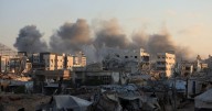 Israel aumenta la intensidad de sus bombardeos sobre Ciudad de Gaza