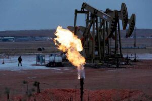 Angola invertirá en el petróleo 72 mil millones de dólares