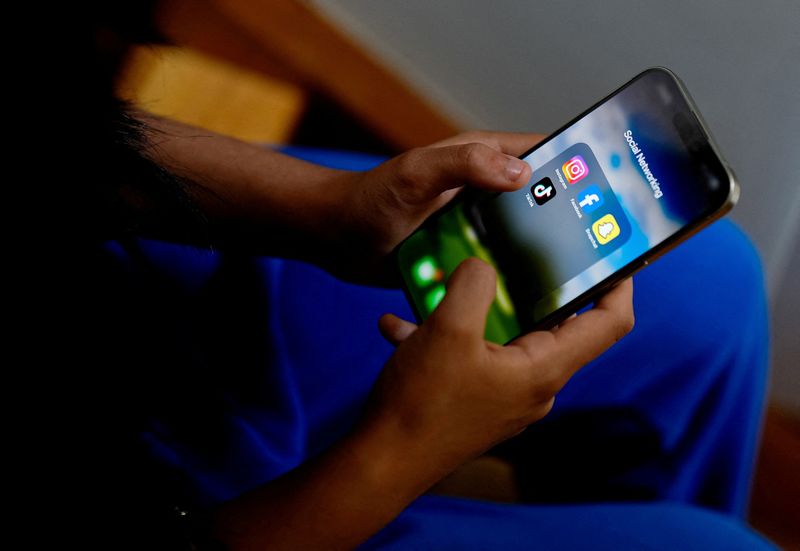 Australian report raises concerns over age-verification software ahead of teen social ban