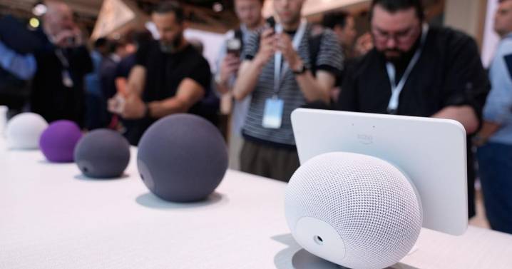 Amazon unveils new generation of AI