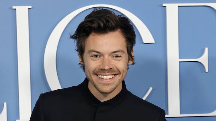 Harry Styles surpasses professional athletes as he runs Berlin Marathon in incredible time