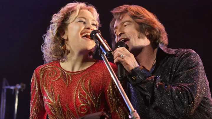 'Song Sung Blue' Trailer: Hugh Jackman, Kate Hudson Sing Niel Diamond