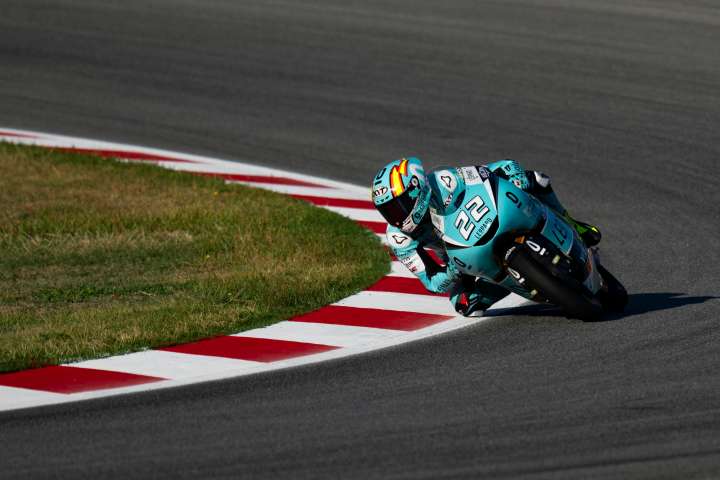 El español David Almansa consigue la primera 'pole position' de su carrera deportiva