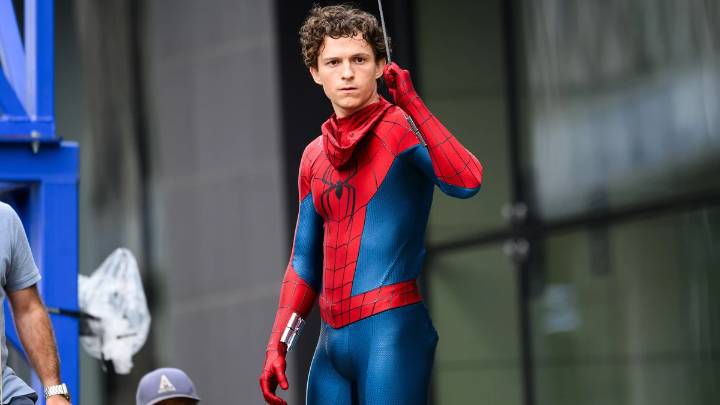 Tom Holland es trasladado de urgencia al hospital tras sufrir un accidente durante la grabación de su última película