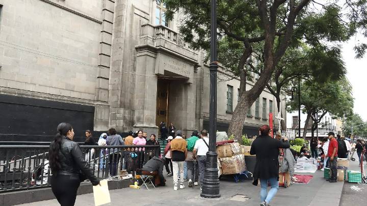 Nueva SCJN vive su primera protesta con las puertas abiertas en el Alto Tribunal