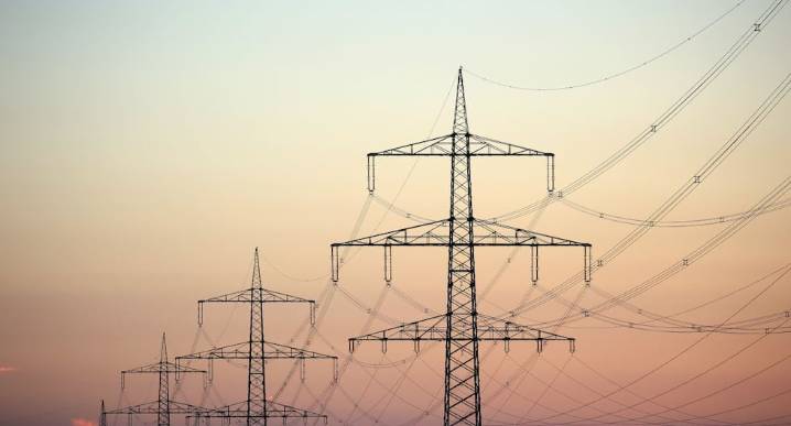 Posible megadquisición en Chile: China Southern Power estaría negociando compra de Transelec
