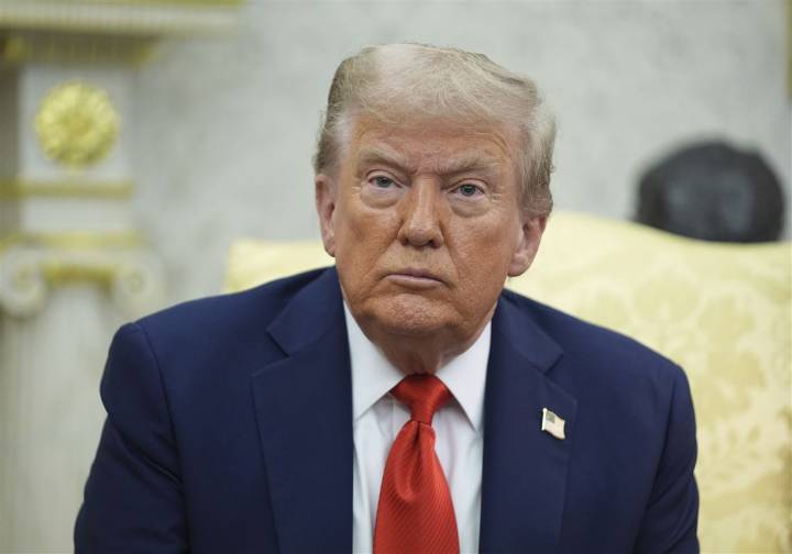Trump asks Supreme Court to quickly take up tariff case and reverse ruling finding them illegal