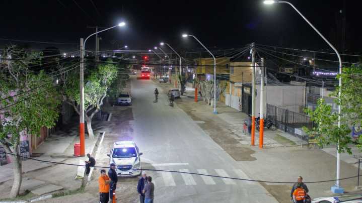 Calle Oro y Villa Sarmiento de Chimbas ya cuentan con nueva iluminación LED