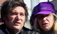 Sin política,´ni economía, Milei ya ni siquiera maneja las redes sociales