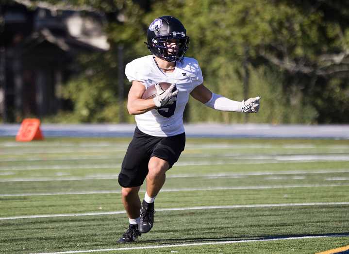 Huskies gird for another successful grid season