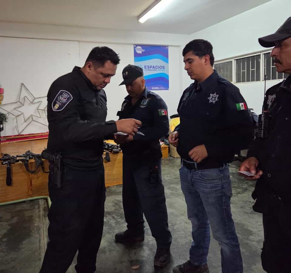 Continúa SSPE con desarme a policías municipales de Chínipas y Guazapares