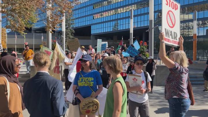 Calgary ‘Draw the Line’ rally protests injustice, war and climate inaction