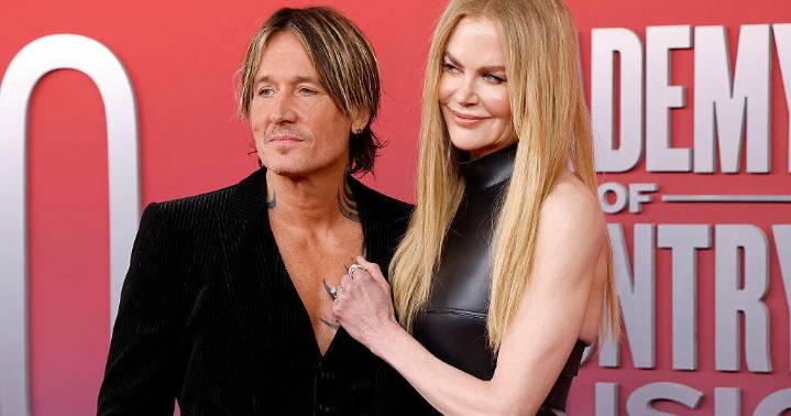 Nicole Kidman files for divorce from Keith Urban, citing "irreconcilable differences"