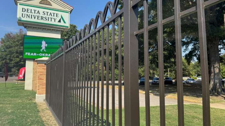 Autopsy finds hanged Mississippi student died by suicide, police say