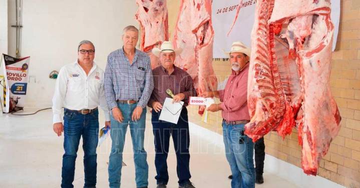 Consolida gobierno de Nuevo Laredo el ?xito de “Novillo Gordo” con segunda etapa de evaluaci?n y subasta
