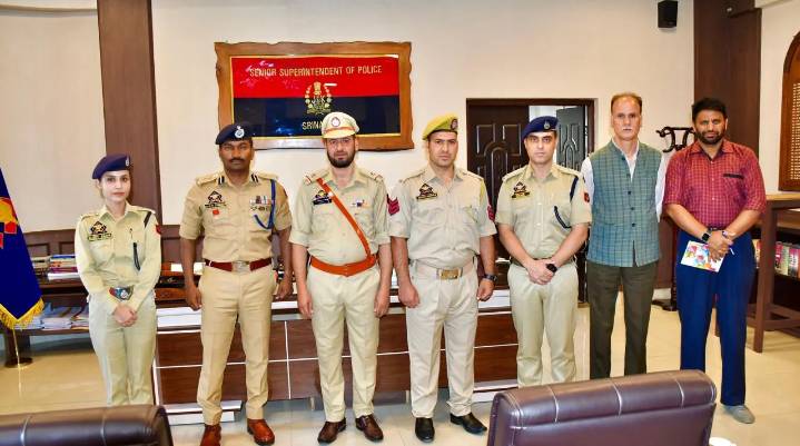 Srinagar Police organizes Pipping Ceremony for Newly Promoted Police Personnel