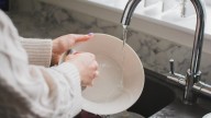 Do Wall-Mounted Dish Racks Actually Provide Better Hygiene?