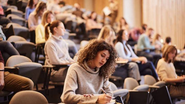 Estas son las oposiciones fáciles de aprobar y con sueldo de 6.000 euros