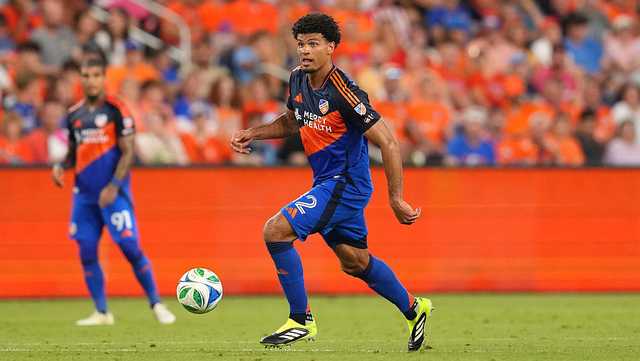 FC Cincinnati extends centerback Robinson through 2027, reportedly filling final DP spot