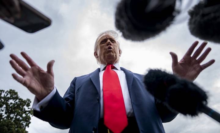 Trump desmiente planes para «cambio de régimen» en Venezuela