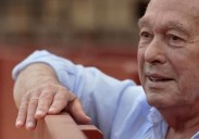 Curro Romero, ingresado por una neumonía