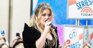 'Frail' Kelly Clarkson Struggles To Film New Season Of Talk Show